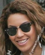 Beyonce in the Ray-Ban Clubmaster