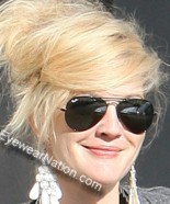 Drew Barrymore in the Ray-Ban Aviator